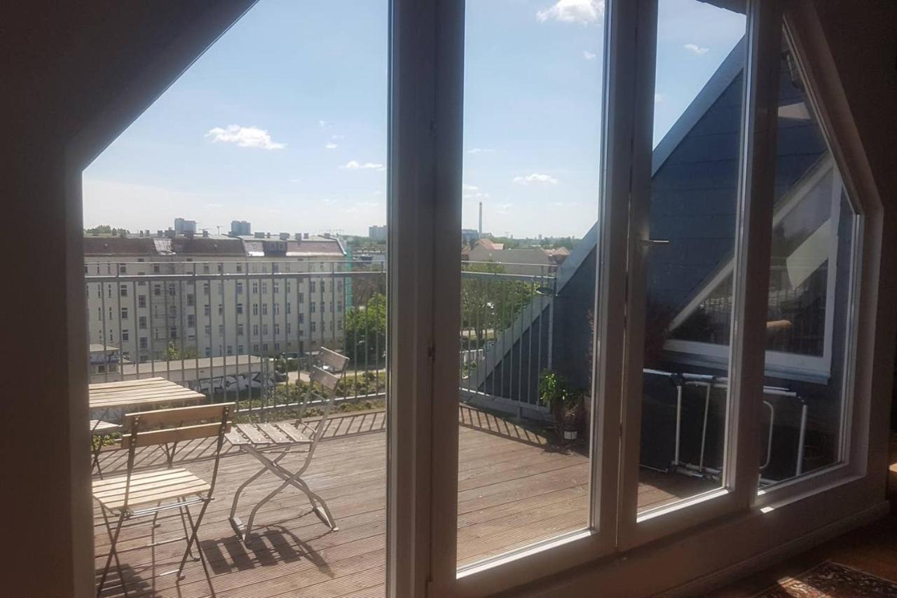 Helle Dachgeschosswohnung Fuer 8 Personen In Zentraler Lage Berlin Zewnętrze zdjęcie