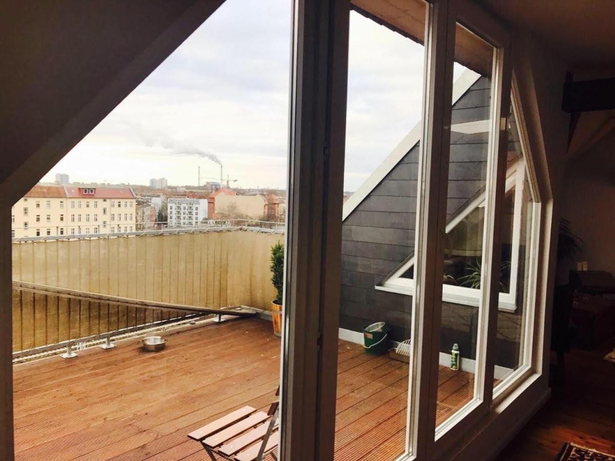 Helle Dachgeschosswohnung Fuer 8 Personen In Zentraler Lage Berlin Zewnętrze zdjęcie
